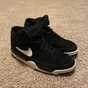 Nike Air Flight Classic Men’s Size 11.5
